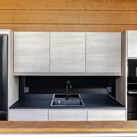 וילה Newly Built Luxury With Jacuzzi & Sauna Äkäslompolo