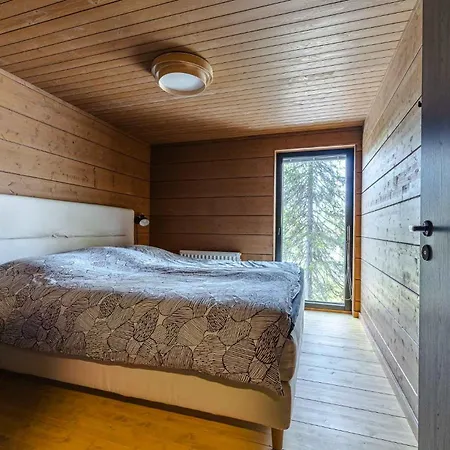Newly Built Luxury With Jacuzzi & Sauna וילה Äkäslompolo