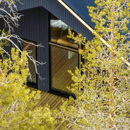Newly Built Luxury With Jacuzzi & Sauna Äkäslompolo